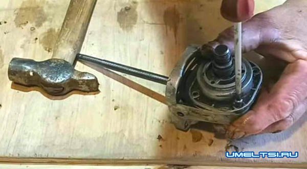 из дрели для чистки ковров из дрели для чистки ковров